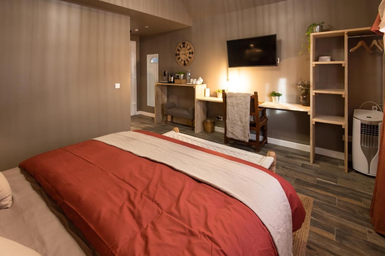 J&J Room - Hebergement D'Exception Pres De Provins! Le Bas Courton ภายนอก รูปภาพ