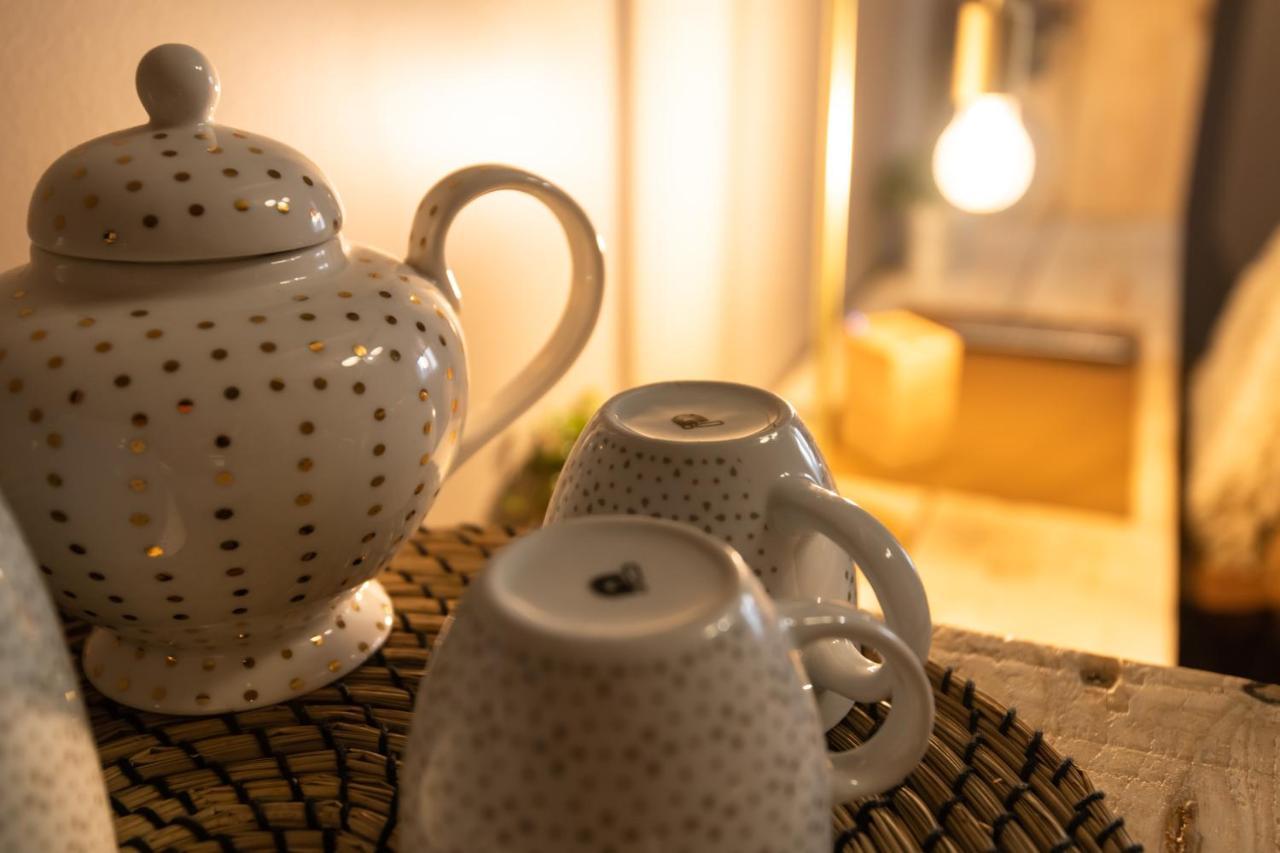 J&J Room - Hebergement D'Exception Pres De Provins! Le Bas Courton ภายนอก รูปภาพ